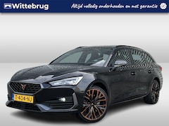 CUPRA Leon Sportstourer - 1.4 e-Hybrid VZ Performance / Pano / Navigatie / App connect / Camera / Parkeersensoren V+