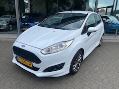 Ford Fiesta - 1.0 ST-LINE 5Drs NAVI PDC ECC