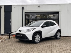 Toyota Aygo X - 1.0 VVT-i S-CVT Play Automaat | Carplay | Camera