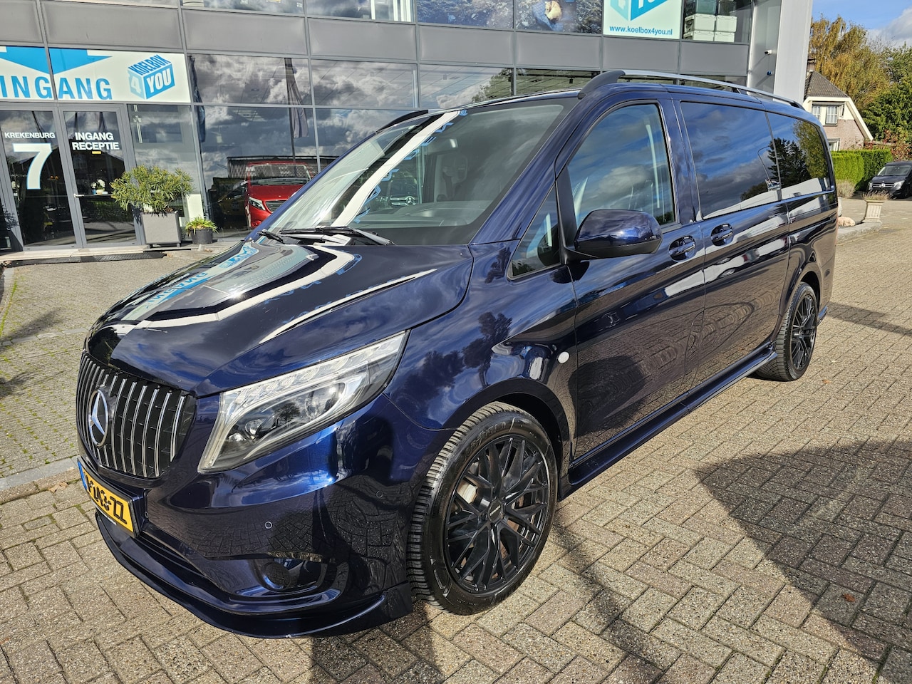 Mercedes-Benz Vito - 114 CDI Lang DC Comfort Automaat | Luxe DC | Navi | LED | Trekhaak | Cruise | Origineel NL - AutoWereld.nl