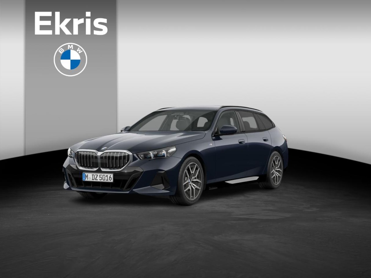 BMW 5-serie Touring - 520i | M Sportpakket | Travel pack | Comfort Pack - AutoWereld.nl