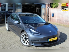 Tesla Model 3 - Long Range AWD 75 kWh TREKHAAK / 19" LMV / 1e EIG. / AUTOPILOT/ LEER / PANODAK / INCL. BTW
