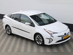 Toyota Prius - 1.8 Executive Navi HUD JBL Camera Trekhaak