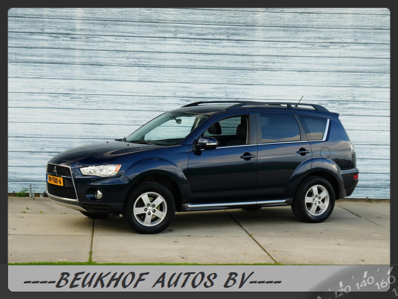 Mitsubishi Outlander - 2.0 Edition Xenon Trekhaak Leer Airco - AutoWereld.nl