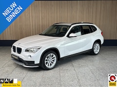BMW X1 - sDrive20i Executive NL auto | Trekhaak | Cruise controle | Navi