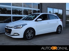 Hyundai i20 - 1.2 HP i-Motion Comfort Nw Model 5 Drs Navigatie / LM / Cruise Control