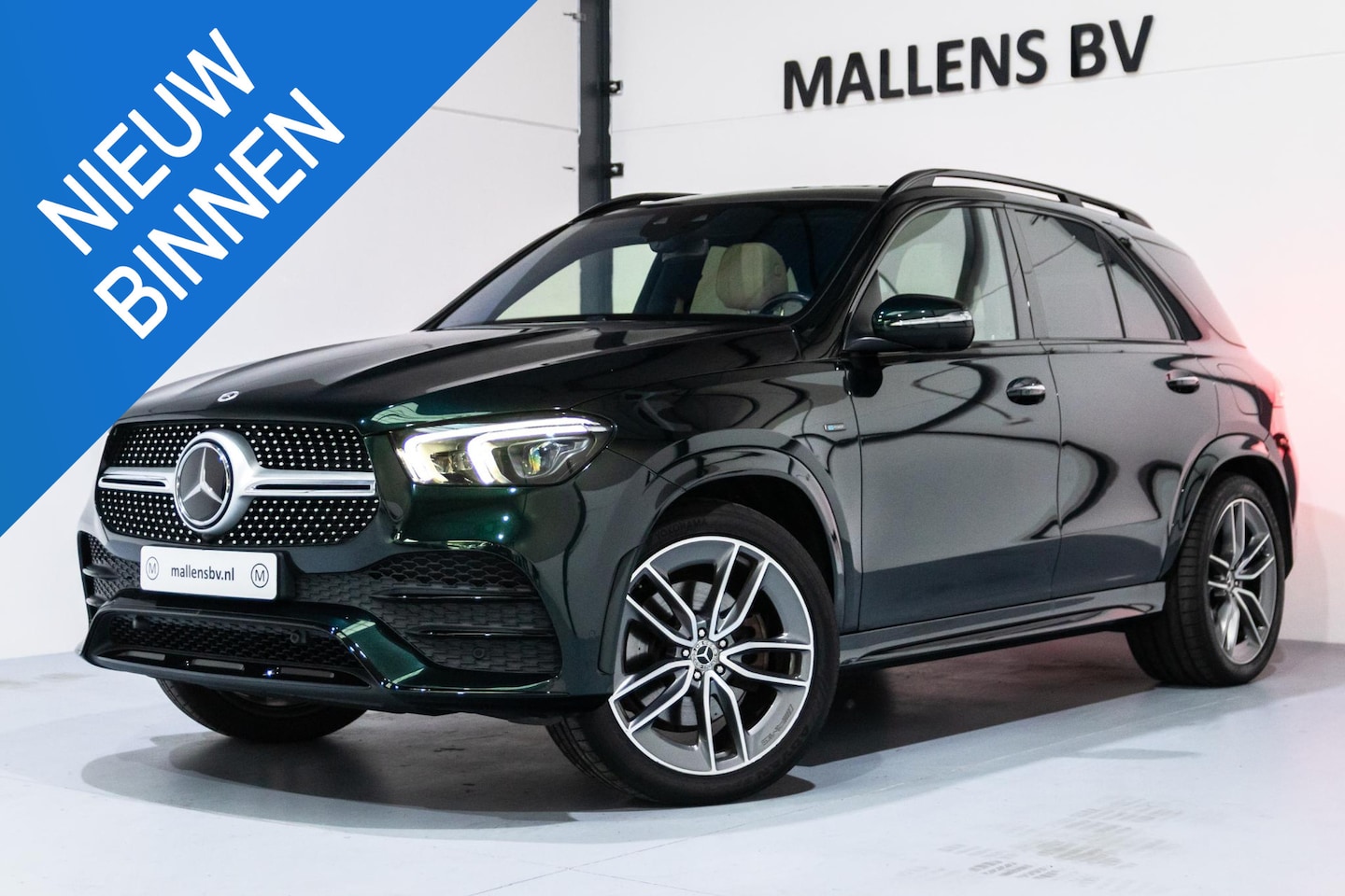 Mercedes-Benz GLE-Klasse - 350 e 4MATIC Premium Plus BOMVOL/MASSAGE/PANO/MEMORY/LUCHTVERING/SMARAGDGROEN - AutoWereld.nl