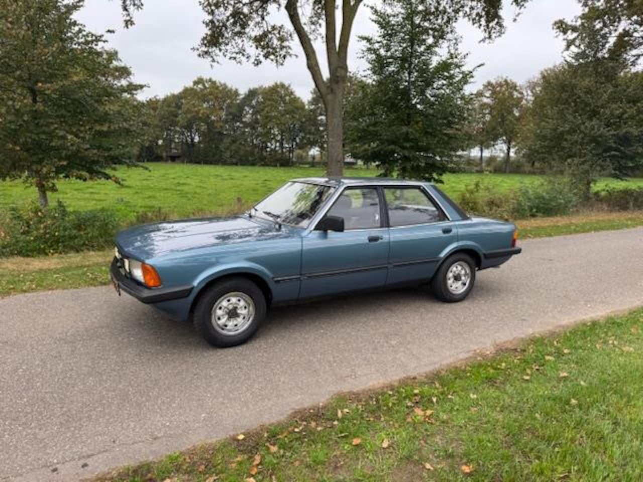 Ford Taunus - 1600 L 1982 Origineel Nederlands - AutoWereld.nl
