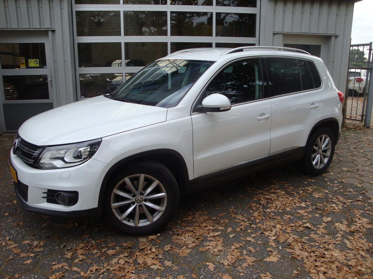 Volkswagen Tiguan - 1.4 TSI Sport&Style / Trekhaak - AutoWereld.nl