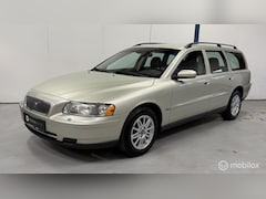 Volvo V70 - 2.4 Kinetic YOUNGTIMER / XENON