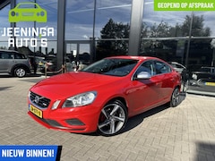 Volvo S60 - 1.6 T3 R-Design|17"|Trekhaak|Camera|Stoelverwarming