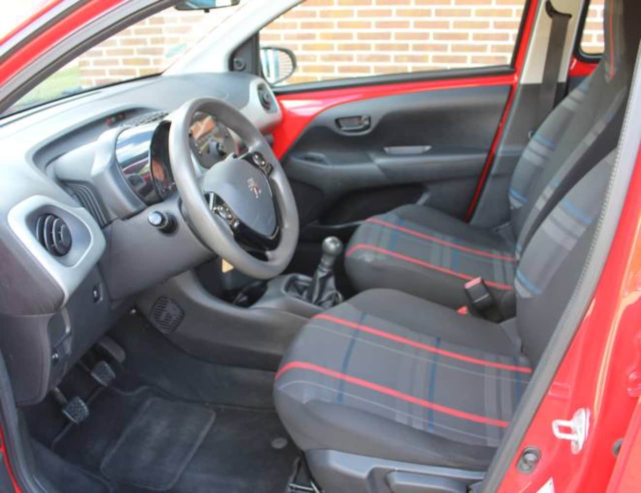Peugeot 108 - 1.0 12V E-VTI 69PK 5DR Active