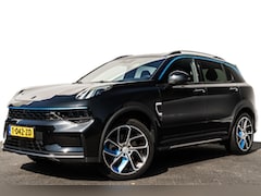 Lynk & Co 01 - 1.5 Plug-in Hybrid 262 Pk I Modeljaar 2023 I Panoramadak I 75 km Elektrisch I 360 Camera I