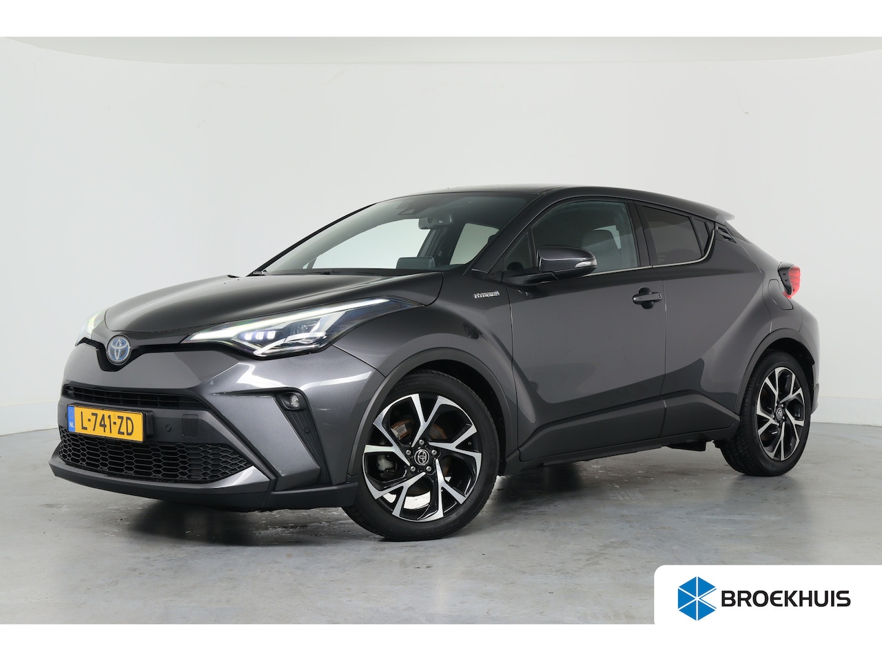 Toyota C-HR - 1.8 Hybrid Business Plus | 1e Eigenaar! | Trekhaak | LED | JBL | Clima | Cruise Adaptive | - AutoWereld.nl