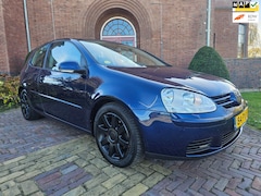 Volkswagen Golf - 1.6 FSI Sportline AIRCO/cruise