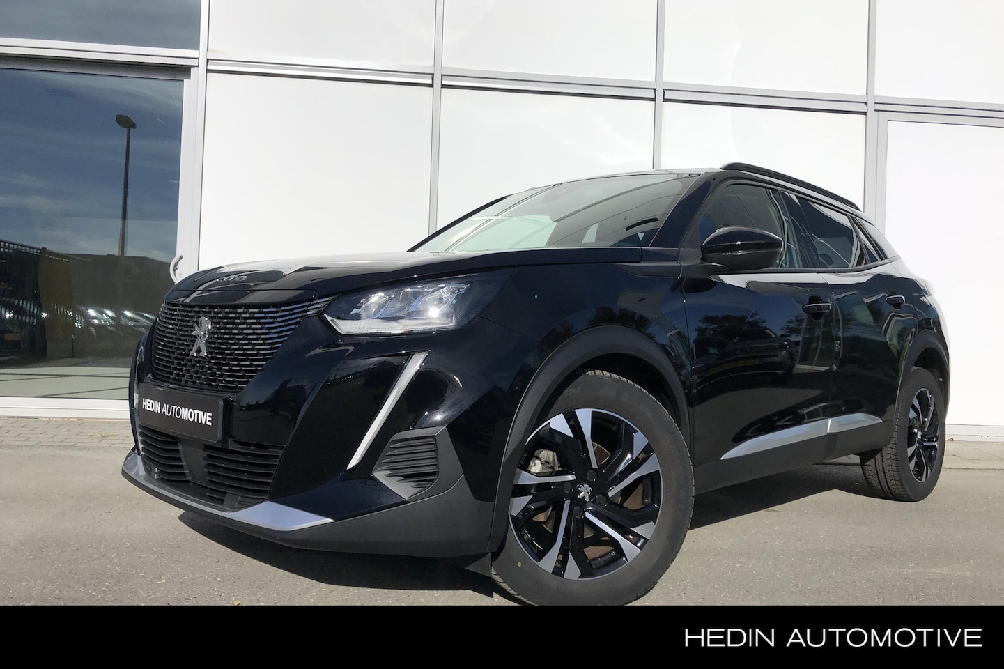 Peugeot 2008 - 1.2 100PK Allure Pack Navigatie | Adaptive Cruise Control | Achteruitrijcamera | Climate C - AutoWereld.nl