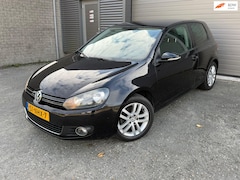 Volkswagen Golf - 1.4 TSI Highline DSG