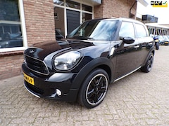 MINI Countryman - 1.6 Cooper Chili Automaat / Leder / Navi / Clima / Panoramadak
