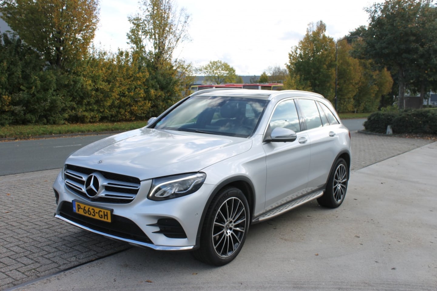 Mercedes-Benz GLC-klasse - 250 4MATIC AMG - AutoWereld.nl