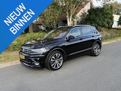 Volkswagen Tiguan - 2.0 TSI 4Motion 220PK DSG R-Line•Pano•Trekhaak