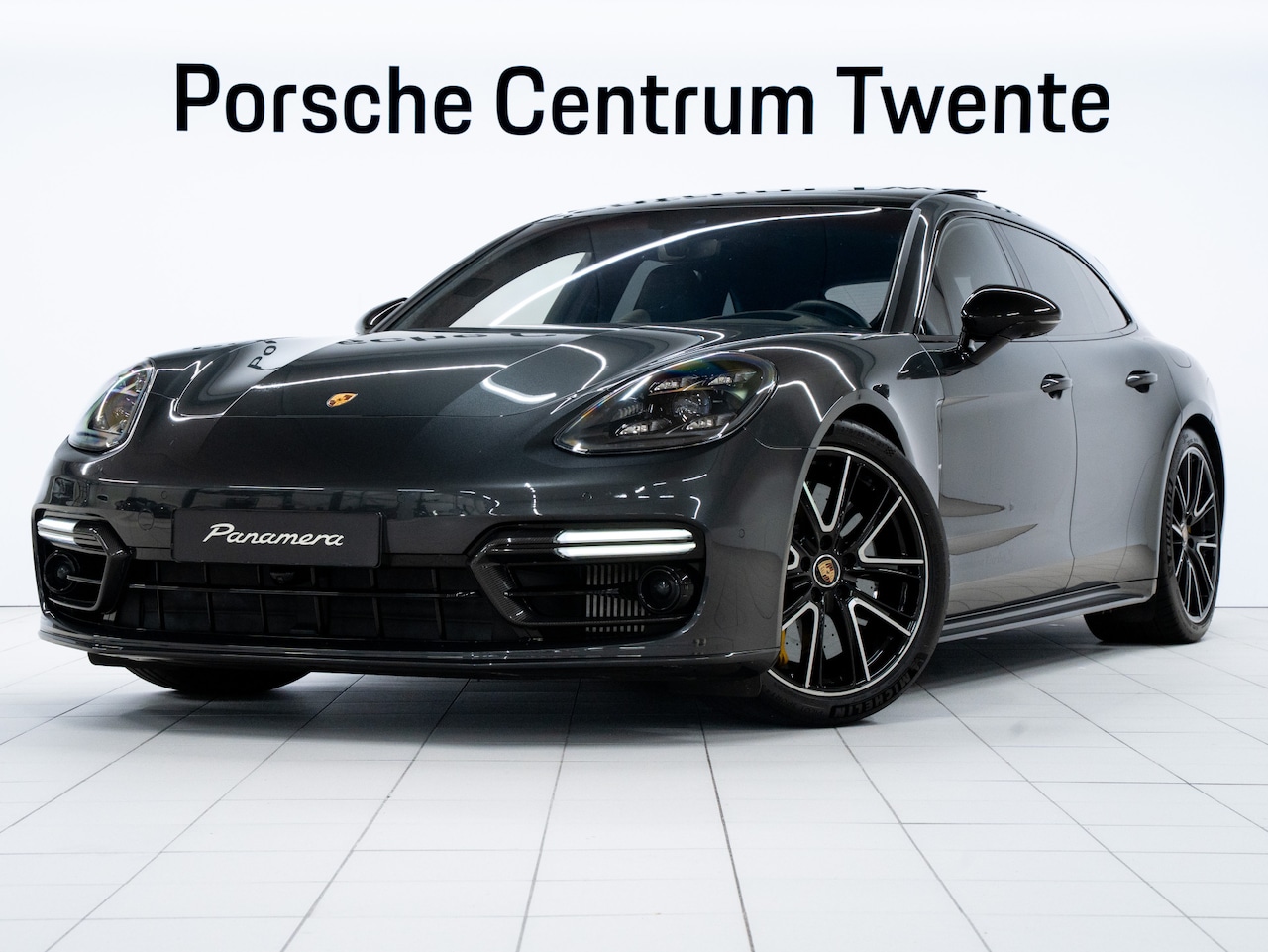 Porsche Panamera Sport Turismo - Turbo S E-Hybrid - AutoWereld.nl