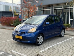 Toyota Aygo - 1.0 Benzine 5 Deurs Elektr. Ramen