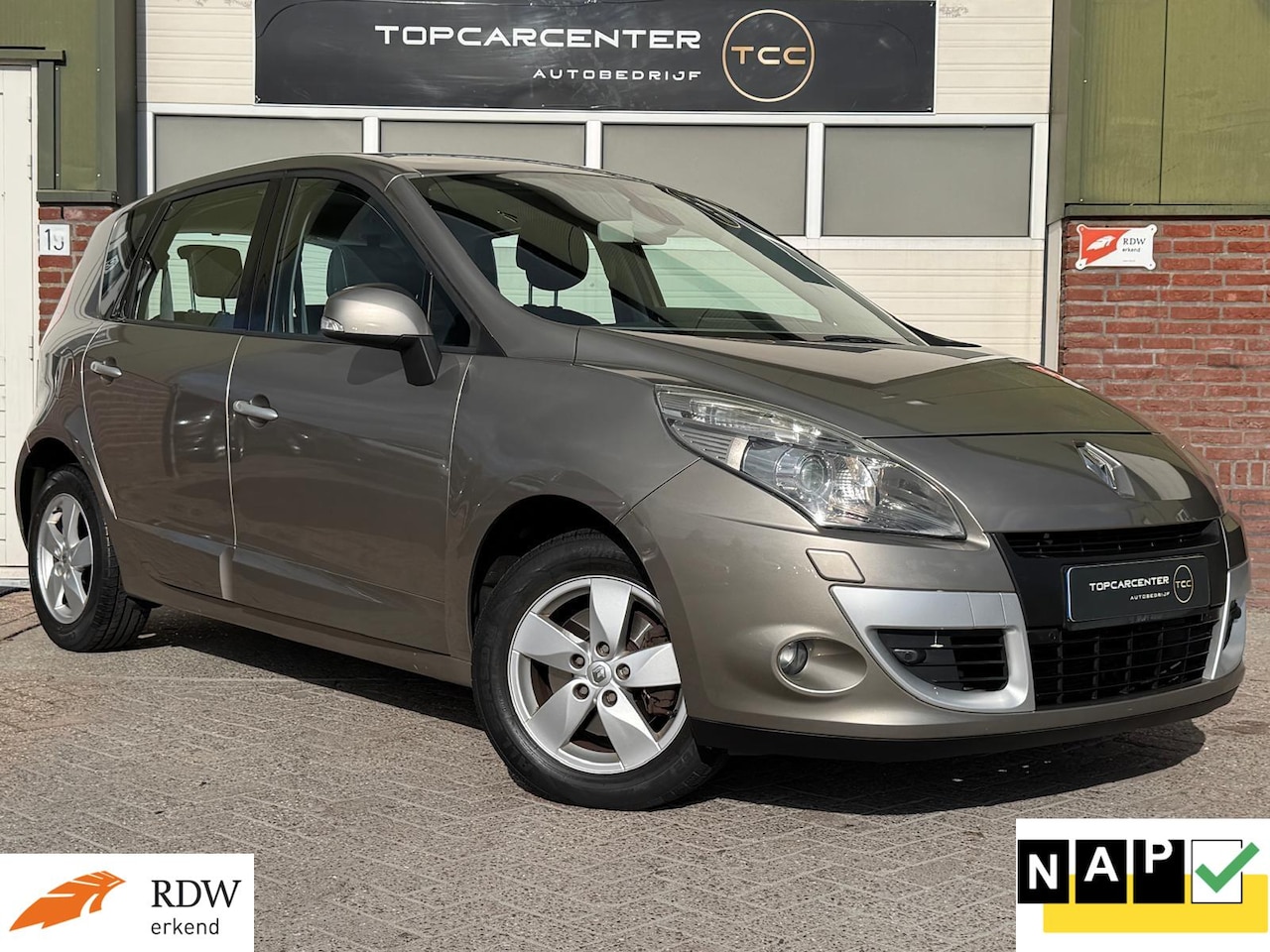 Renault Scénic - 2.0 Dynamique/AIRCO/TREKH/CRUISE/APK/NAP - AutoWereld.nl
