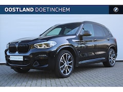 BMW X3 - xDrive30e High Executive M Sport Automaat / Panoramadak / Trekhaak / Sportstoelen / Achter