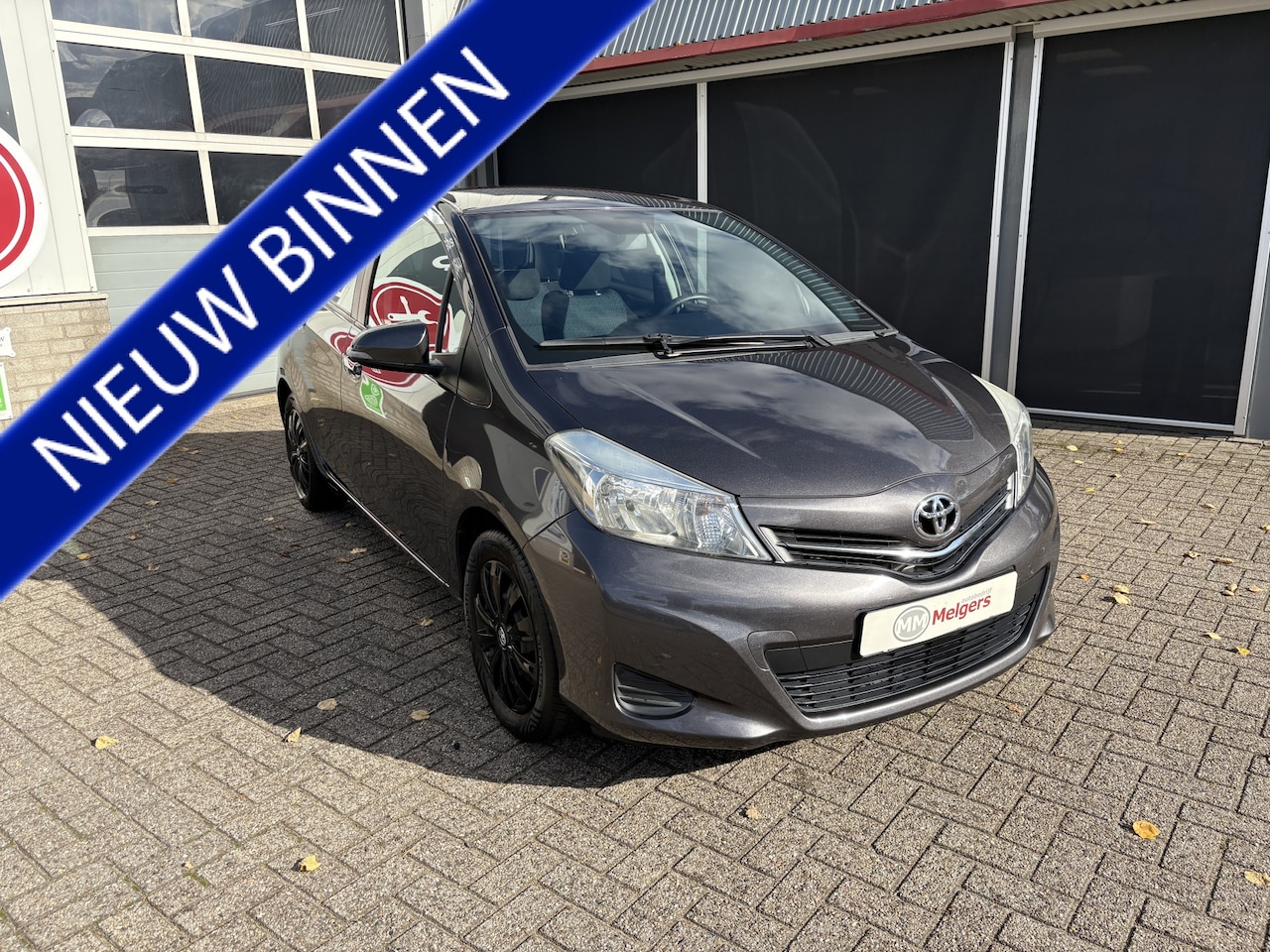 Toyota Yaris - 1.0 VVT-i Aspiration 1.0 VVT-i Aspiration - AutoWereld.nl