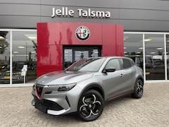 Alfa Romeo Junior - 1.2 Turbo Ibrida Speciale | Stoelverwarming | Massage functie bestuurders stoel | Camera O
