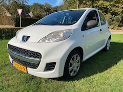 Peugeot 107 - 1.0-12V XR