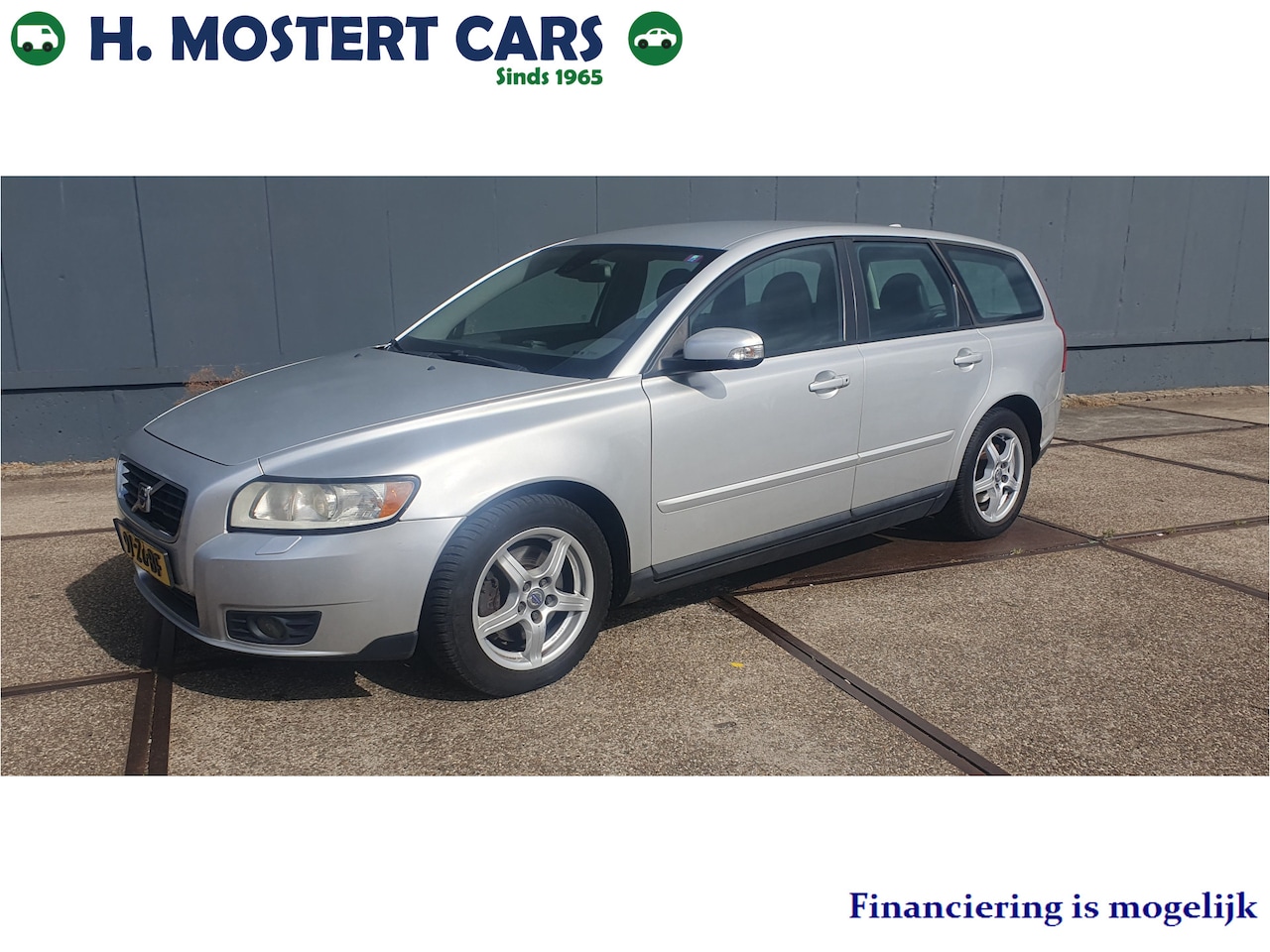 Volvo V50 - 2.4 Edition II * APK * NIEUWE BANDEN * LEDER * FULL OPTIONS * OUTLET COLLECTIE * - AutoWereld.nl