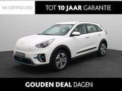 Kia e-Niro - DynamicLine 64 kWh | Navigatie | Climate Control | Cruise Control | Parkeer Sensoren | Cam