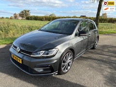 Volkswagen Golf - 1.5 TSI Highline Business R line Automaat, camera, stoelverw