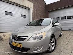 Opel Astra - 1.6 Edition