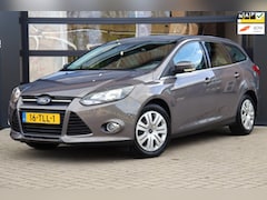 Ford Focus Wagon - 1.6 TI-VCT Titanium | Navigatie | Dealer Onderhouden | Nieuwe DB-Riem | 2e Eigenaar