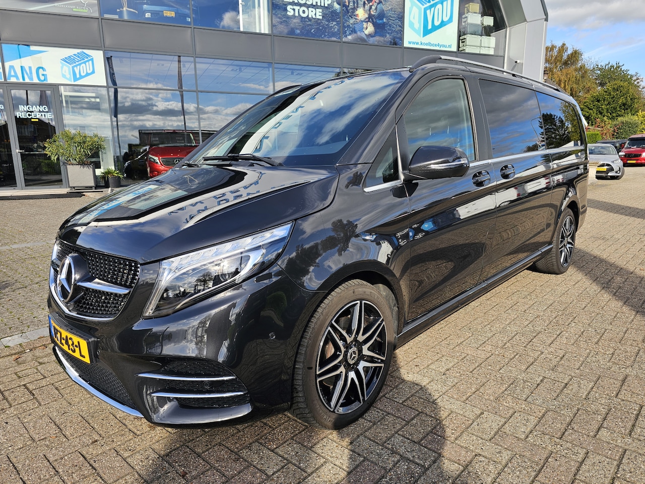 Mercedes-Benz V-klasse - 300d Extra Lang DC Avantgarde Edition AMG Line | Stoelen Elektrisch | Burmester | LED | 36 - AutoWereld.nl