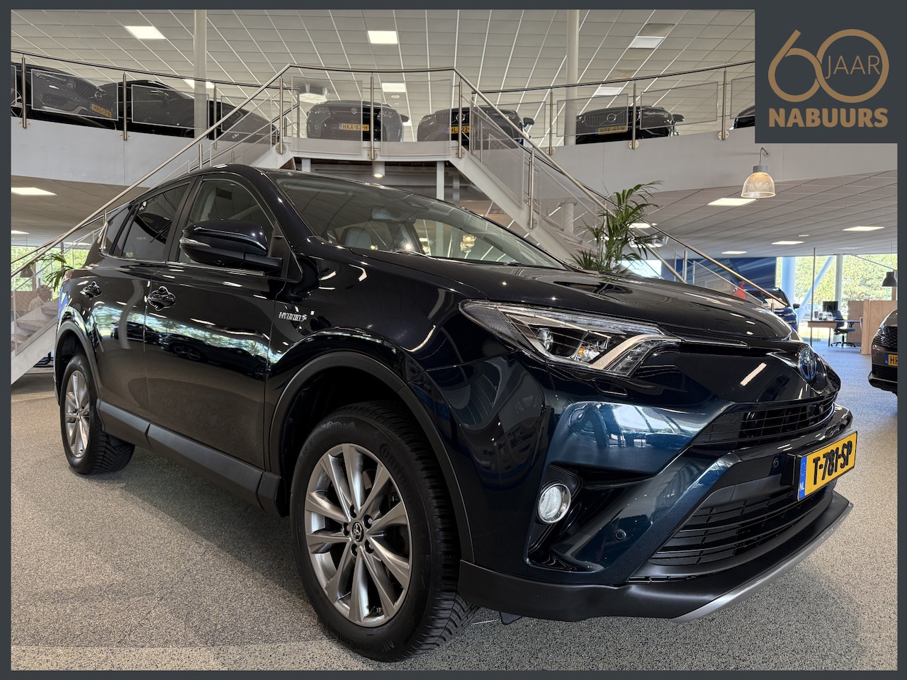 Toyota RAV4 - 2.5 Hybrid Executive 2.5 Hybrid Executive, Leder, Pano, Adaptive, Camera - AutoWereld.nl