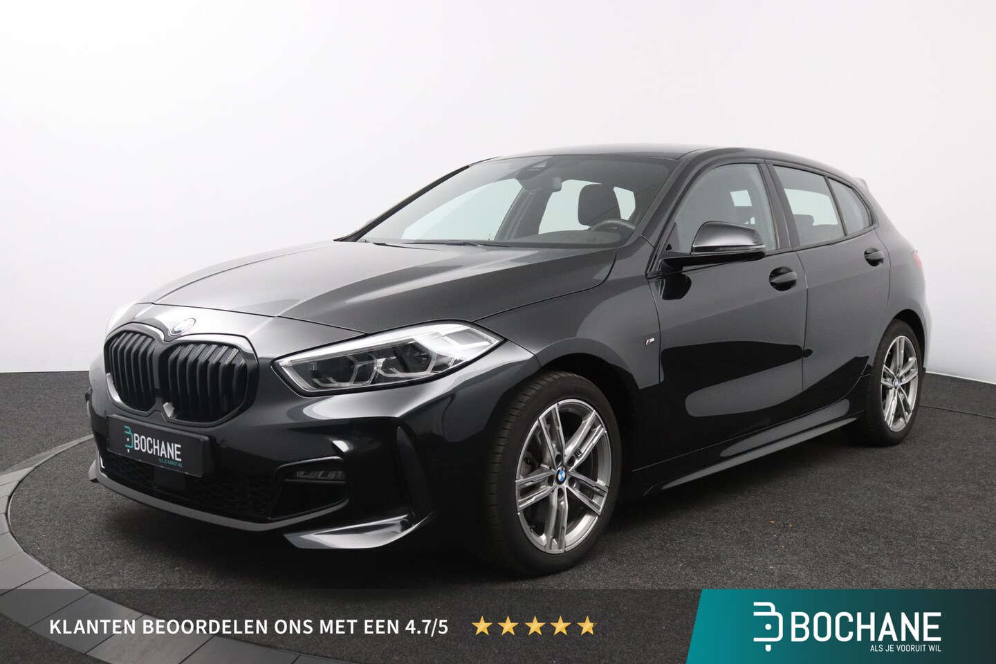 BMW 1-serie - 118i M-sport | Sfeerverlichting | Sportstoelen | - AutoWereld.nl