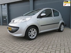 Peugeot 107 - 1.0-12V XS 5 deurs airco