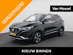 MG ZS - EV Luxury 45 kWh Aut. | Panoramadak | Trekhaak | Adaptieve Cruise CTRL | Camera | Stoelver