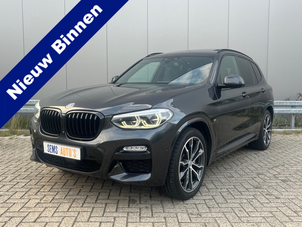 BMW X3 - xDrive20i High Executive M-Pakket / Pano / Vol Leder - AutoWereld.nl