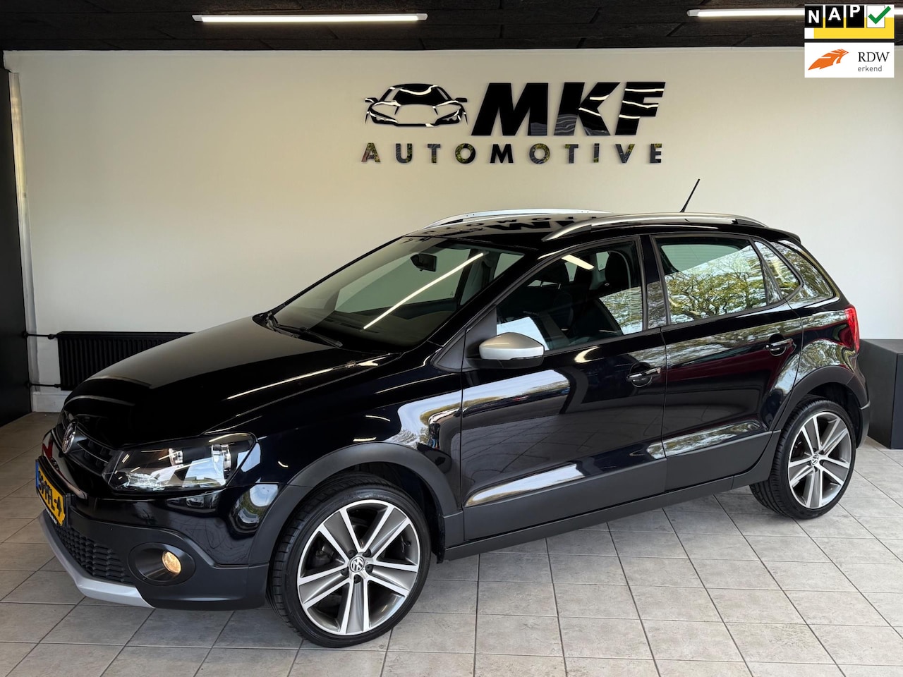 Volkswagen Polo - 1.2 TSI Cross 2011 Airco/LMV/NAP/NL AUTO! - AutoWereld.nl