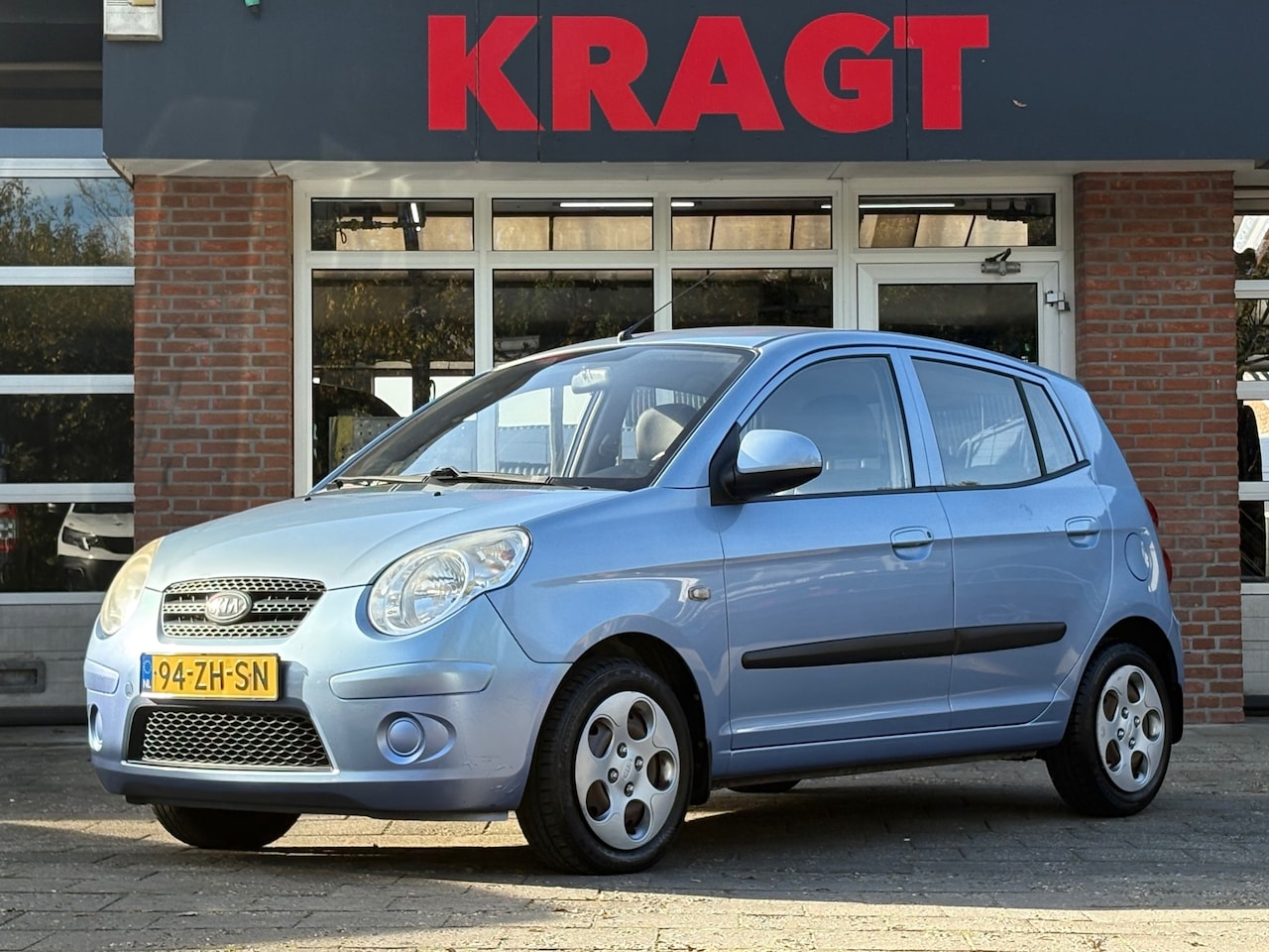 Kia Picanto - X-pect 1.0 5drs - navi - airco - zuinig! - AutoWereld.nl