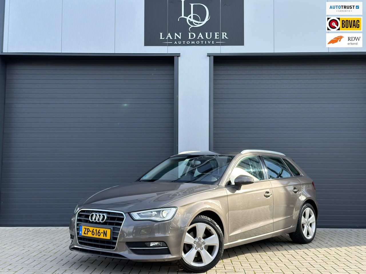Audi A3 Sportback - 1.4 TFSI Ambition| Stoelverwarming / Xenon - AutoWereld.nl