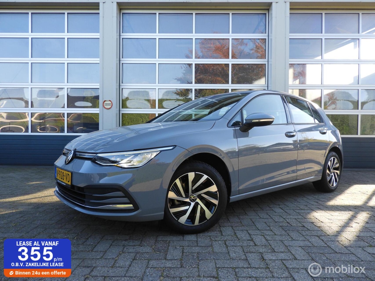 Volkswagen Golf - 1.0 eTSI Life - AutoWereld.nl