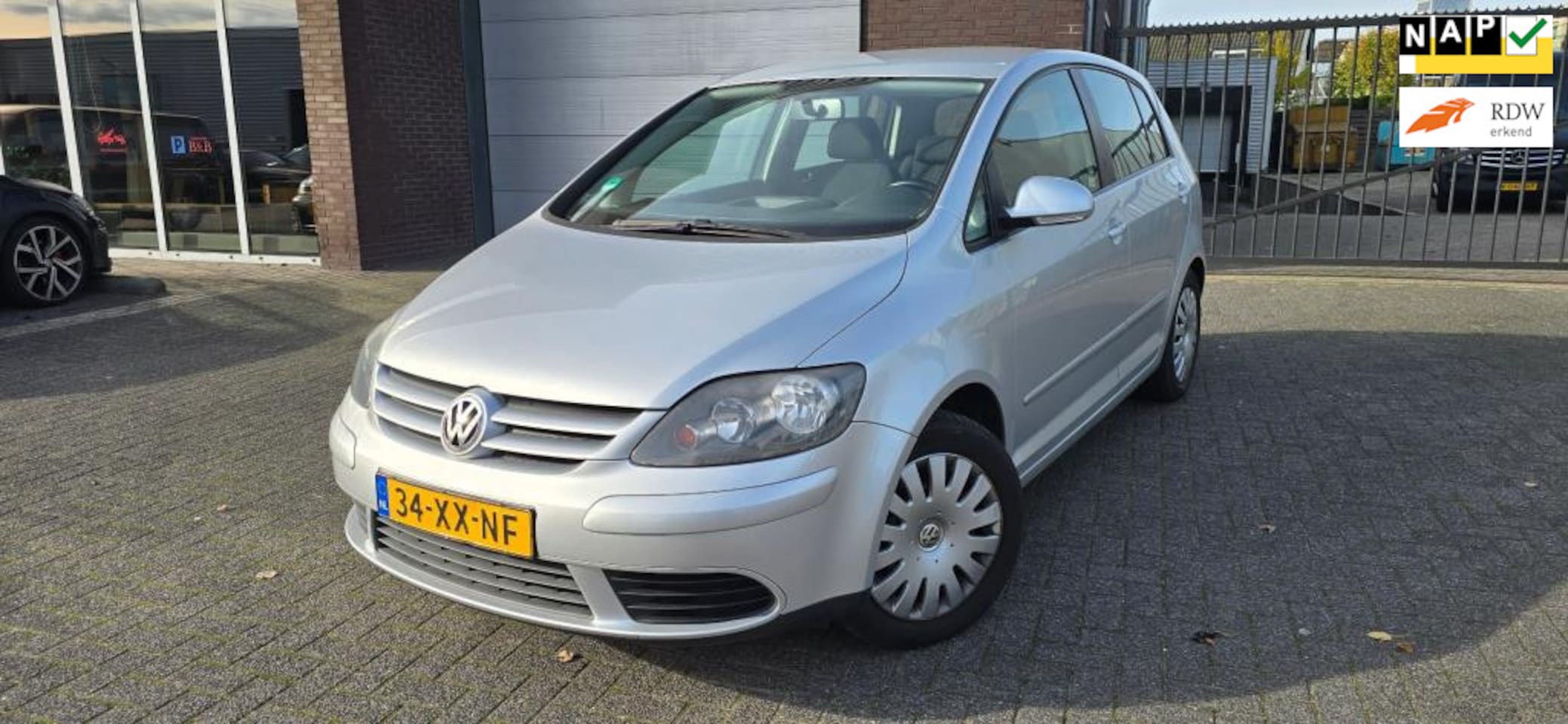 Volkswagen Golf Plus - 1.6 FSI Optive 3 1.6 FSI Optive 3 - AutoWereld.nl