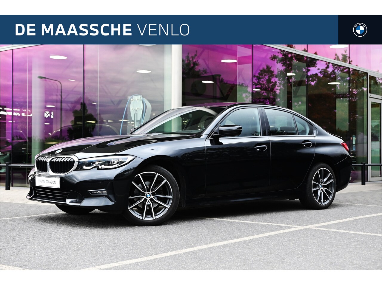 BMW 3-serie - 318i Executive Sport Line Automaat / Sportstoelen / LED / Live Cockpit Professional / Stoe - AutoWereld.nl