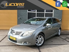 Toyota Avensis Wagon - 2.0 VVTi automaat Navi/camera/trekhaak