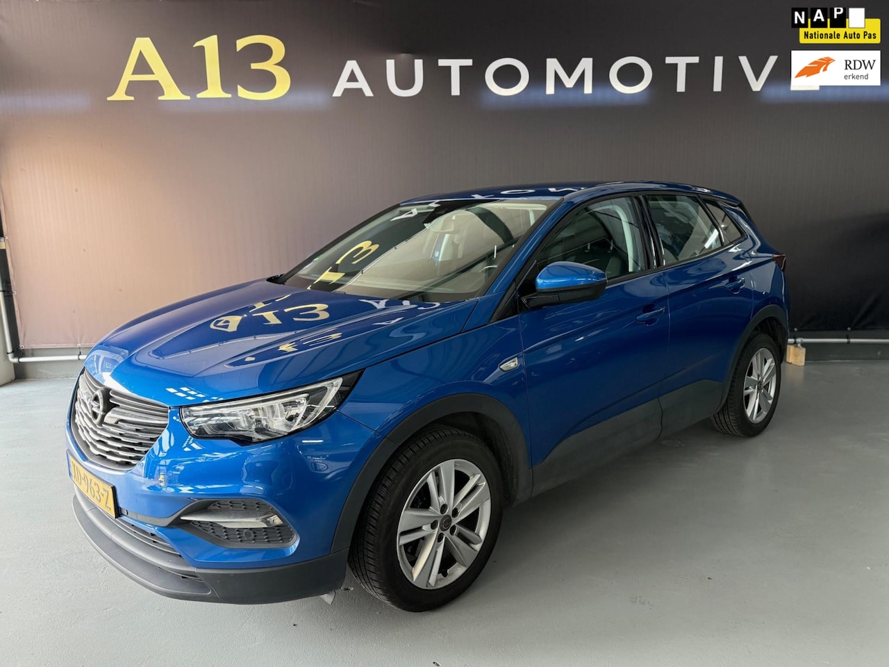 Opel Grandland X - 1.2 Turbo Online Edition automaat navi camera - AutoWereld.nl